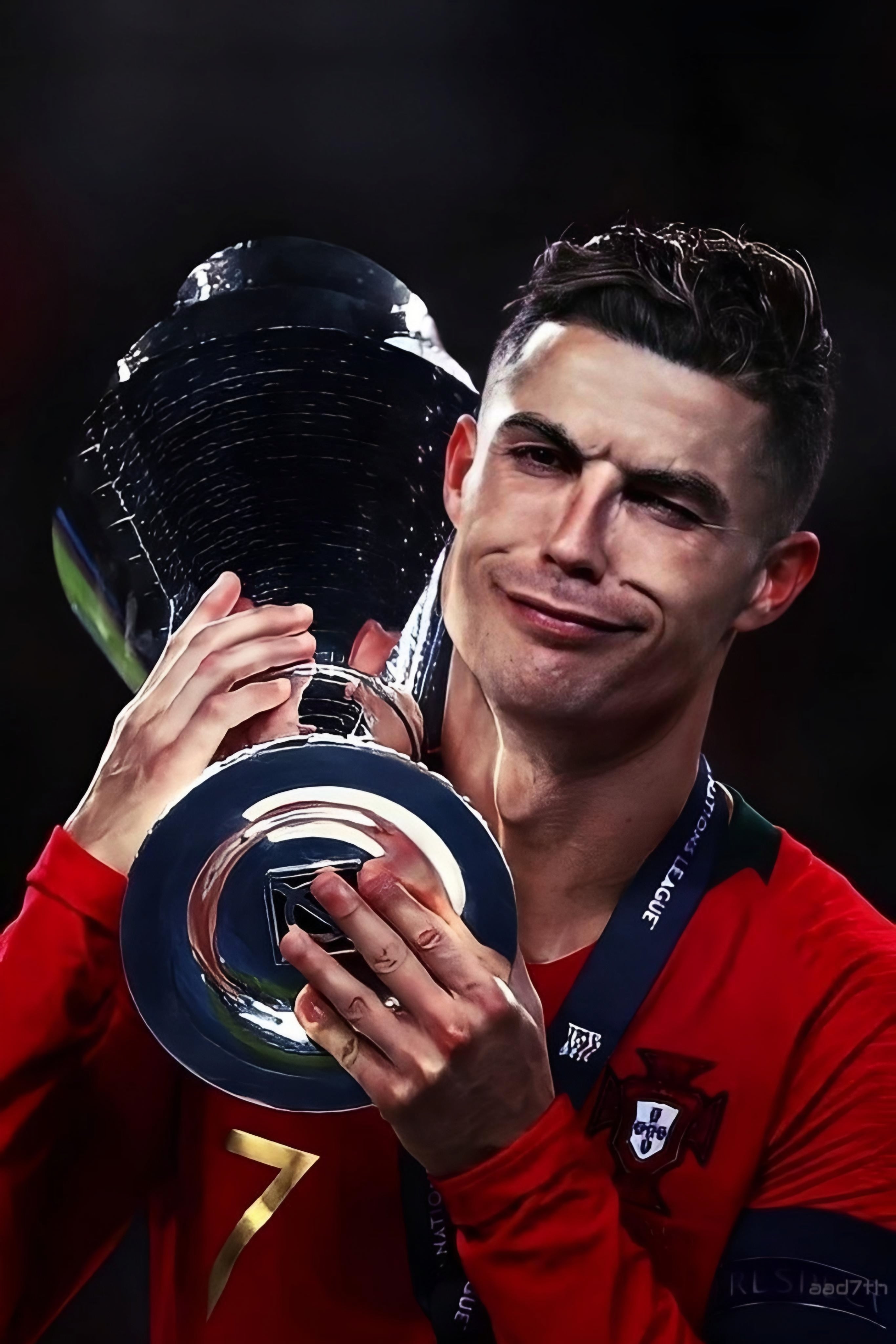 Ronaldo 05 | Football