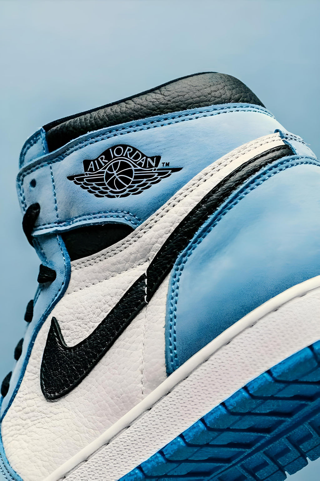 Air Jordan 1 High Varsity Blue | Nike | Shoes